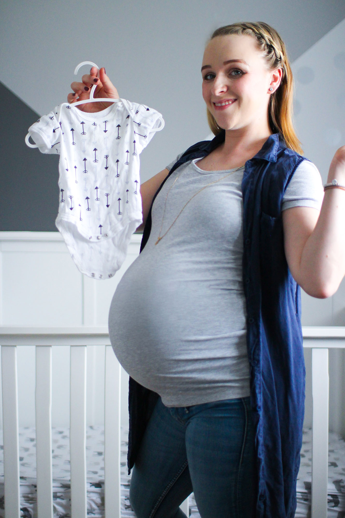 struckblog pregnant holding baby gender surprise clothing